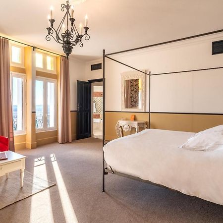 Hostellerie Du Chateau Des Fines Roches Châteauneuf-du-Pape المظهر الخارجي الصورة