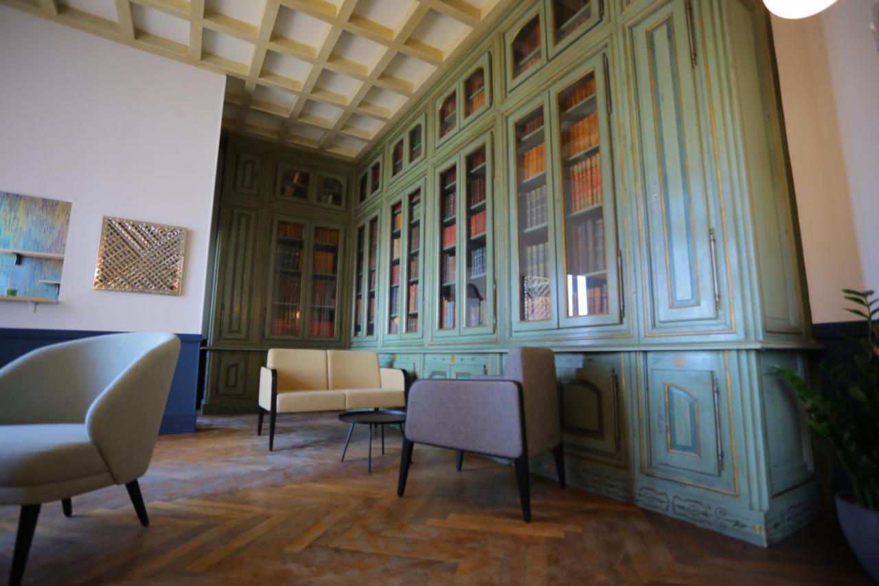 Hostellerie Du Chateau Des Fines Roches Châteauneuf-du-Pape المظهر الخارجي الصورة