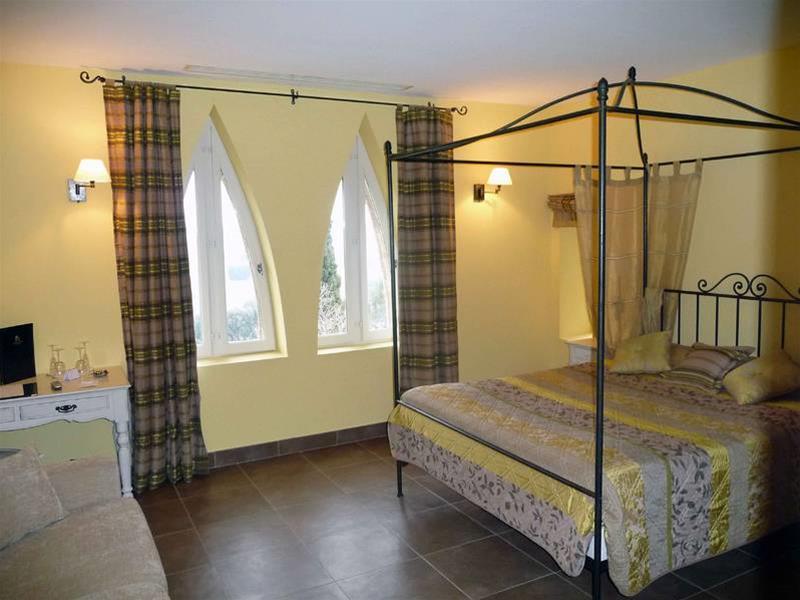 Hostellerie Du Chateau Des Fines Roches Châteauneuf-du-Pape المظهر الخارجي الصورة